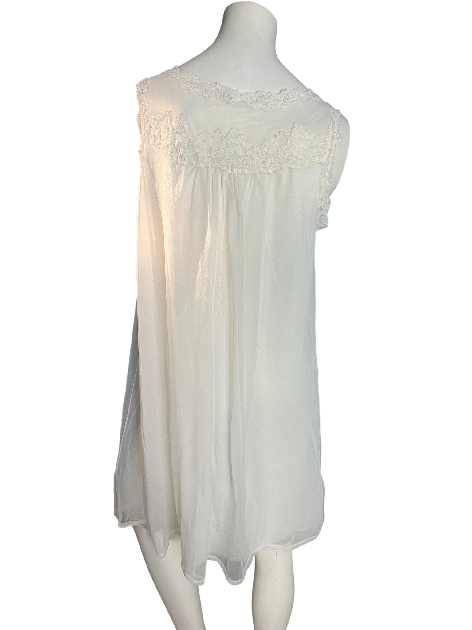 Vintage 60's white babydoll nightgown M Gossard Artemis