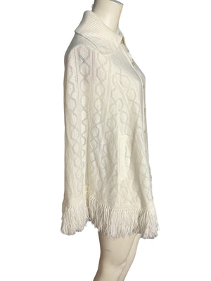 Vintage 70's white sweater shawl poncho