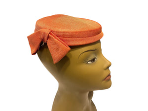 Vintage red mini hat 50's