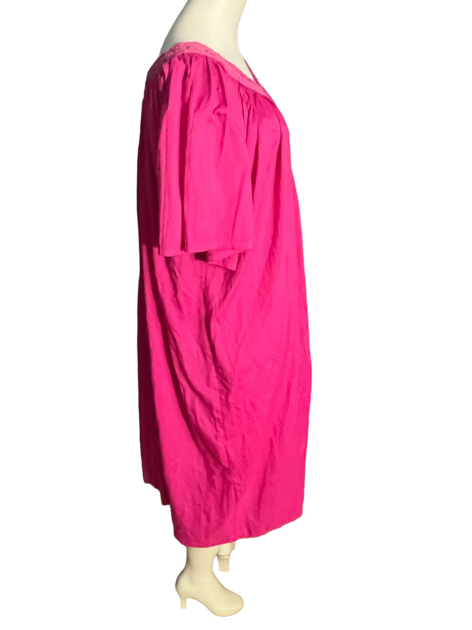 Vintage pink caftan dress one size