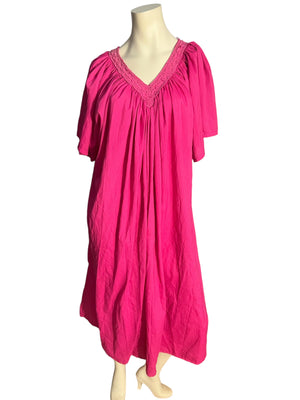 Vintage pink caftan dress one size