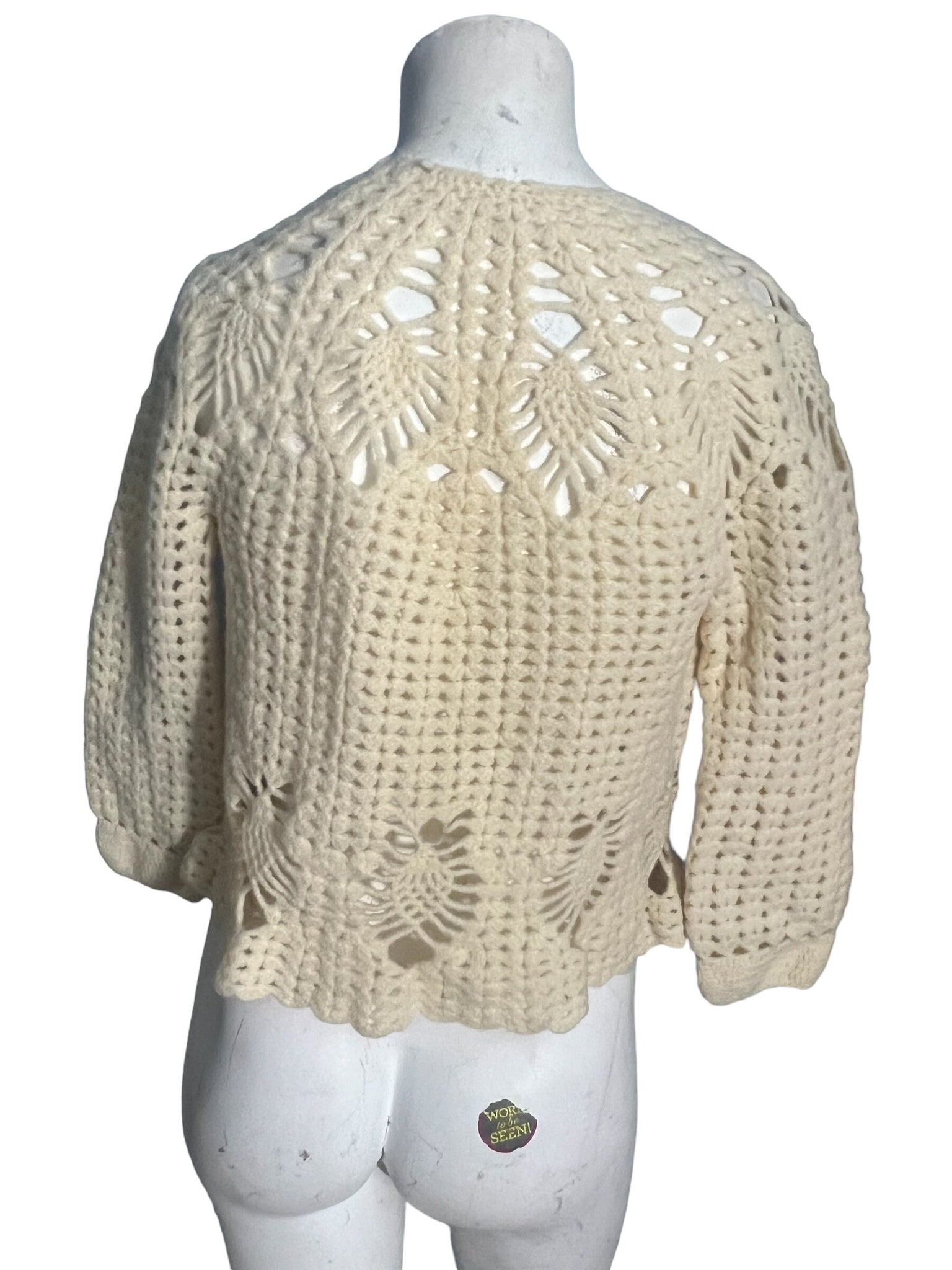 Vintage hand made knit off white sweater S