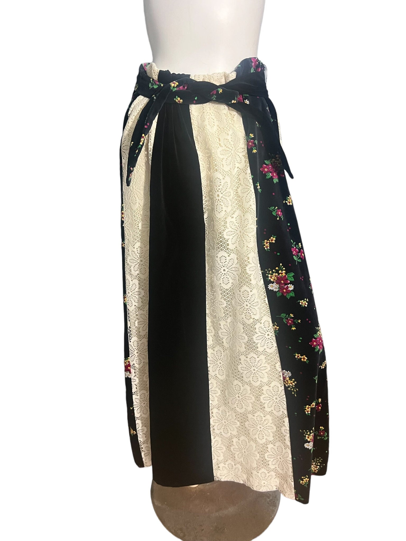 Vintage 70’s long patchwork skirt Holly L