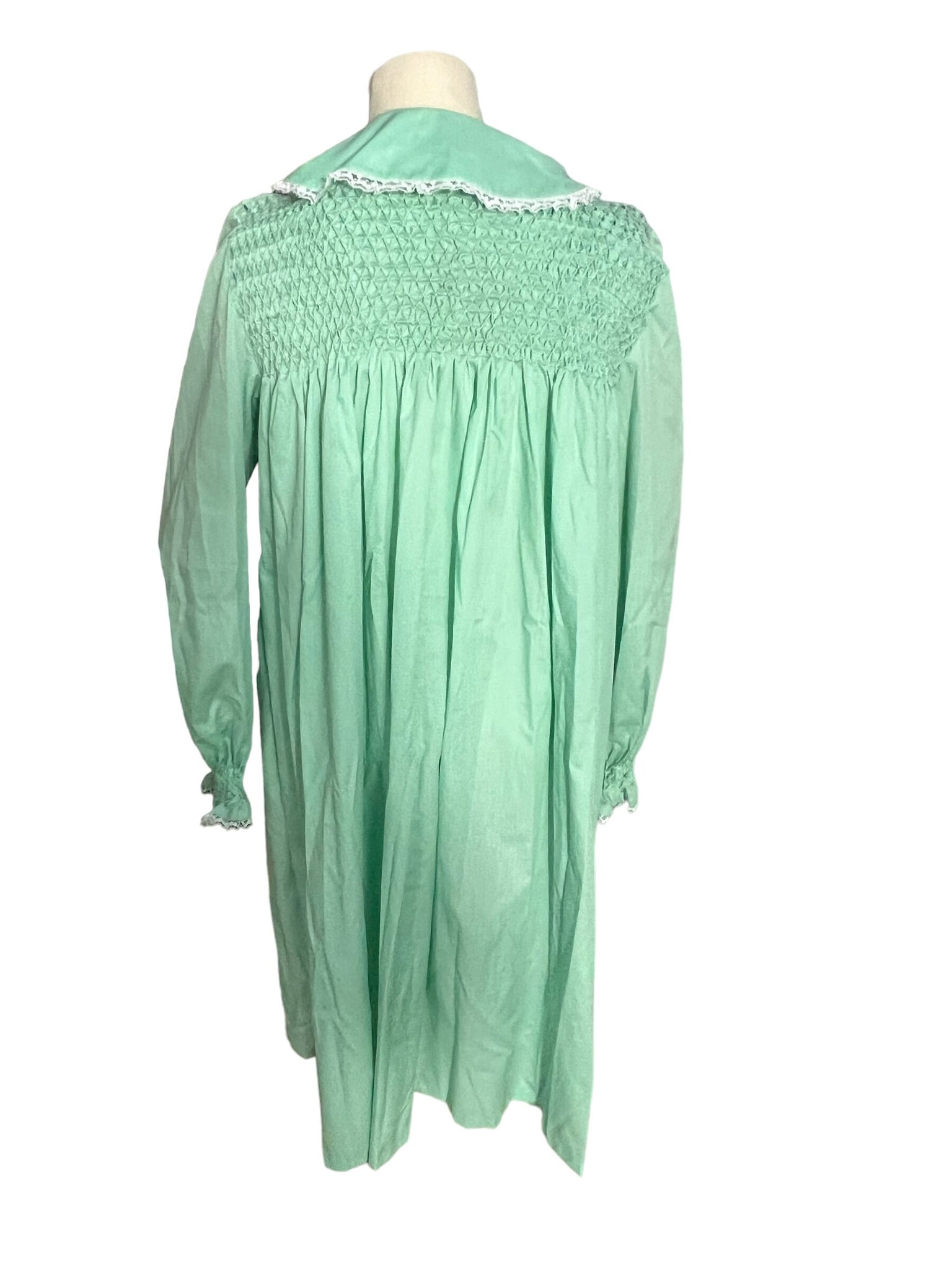 Vintage green smocked robe S