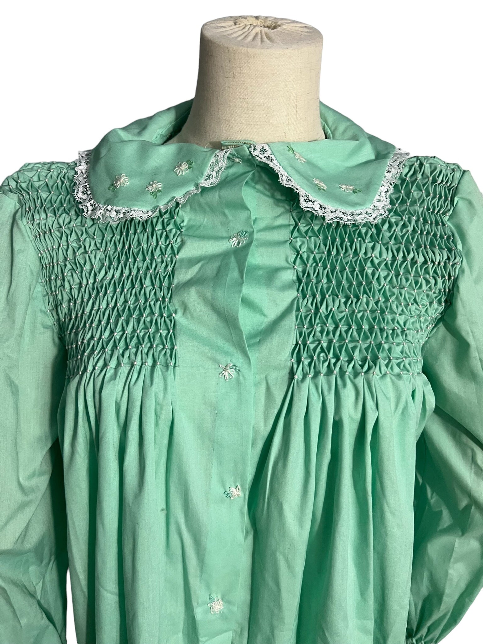 Vintage green smocked robe S