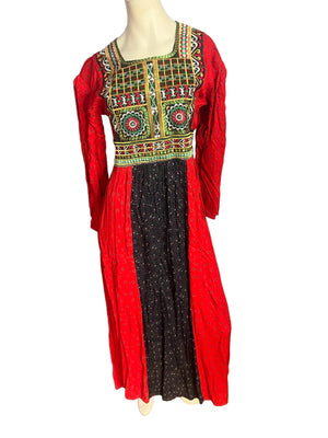 Vintage embroidered India dress M L