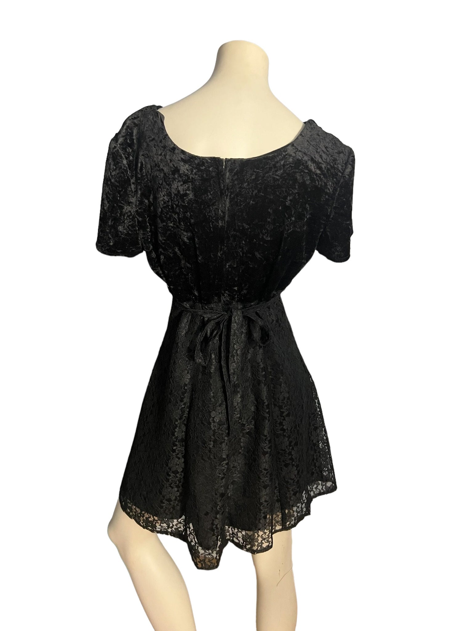 Vintage 80's black lace & velvet dress 12 Ms Choice