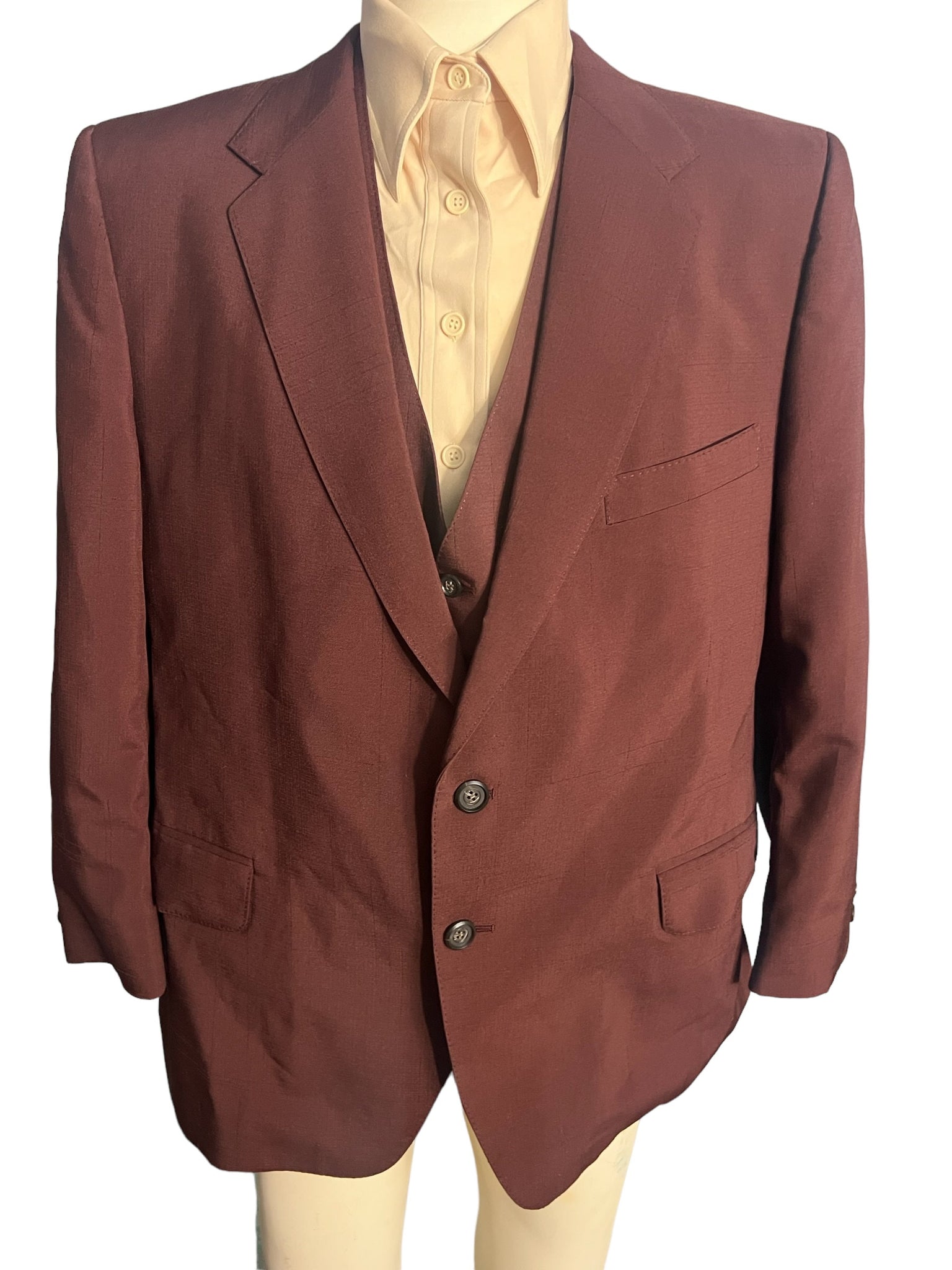 Vintage 70’s maroon suit 44 Petrocelli