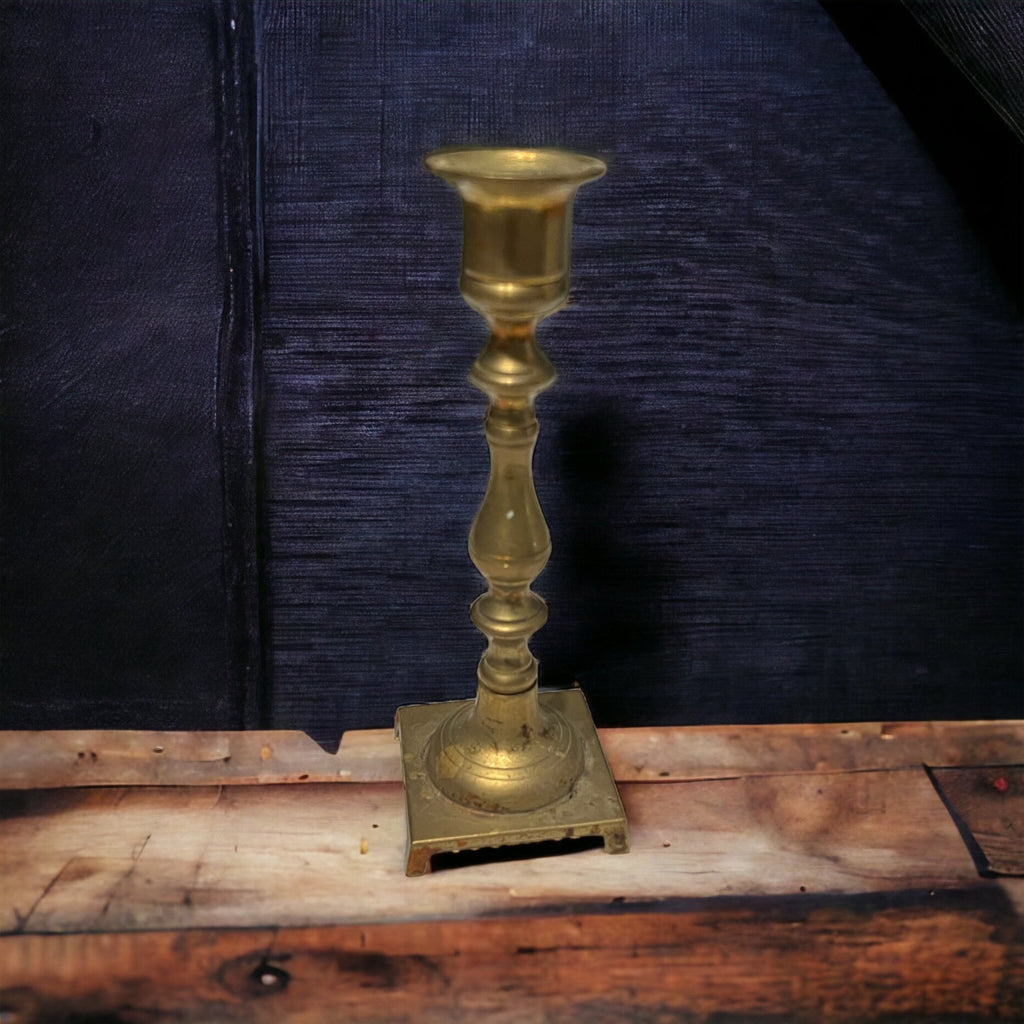 Vintage brass candlestick 7"