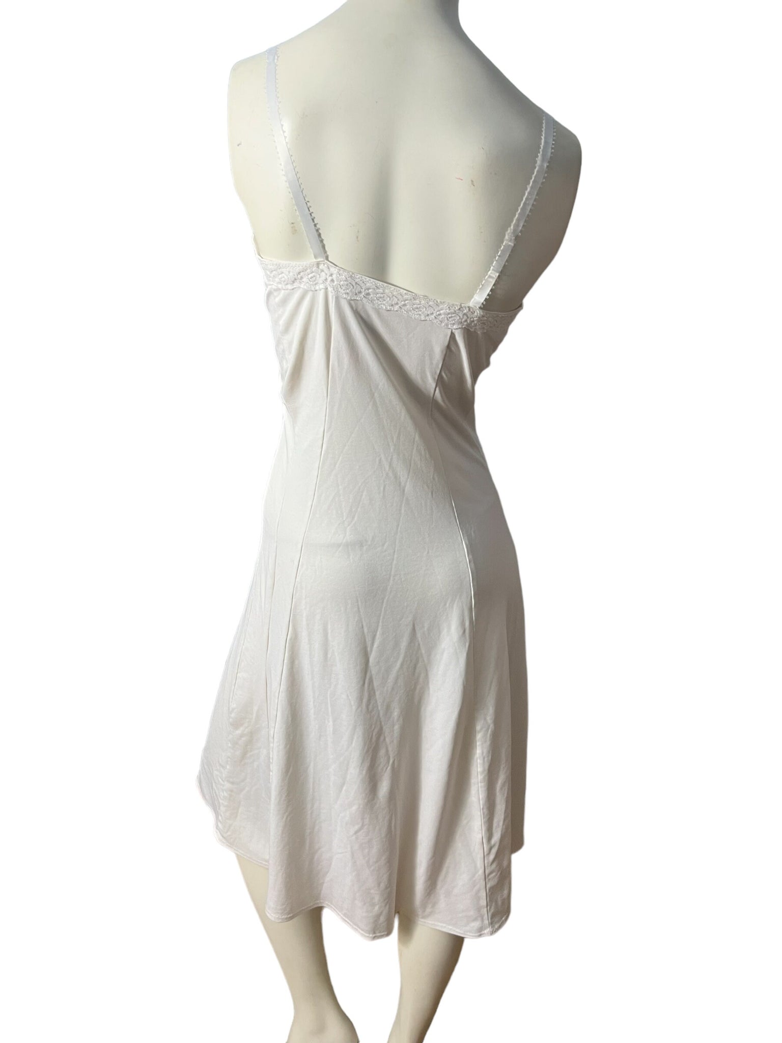 Vintage full white slip polyester M