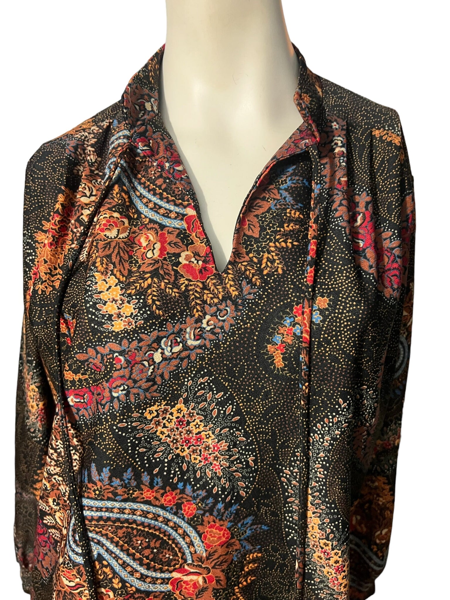 Vintage 70’s black paisley shirt L XL Carol Henry