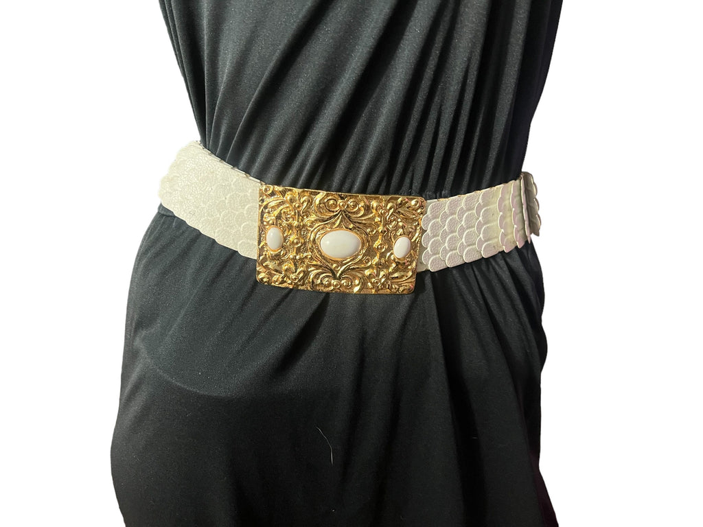 Vintage 70's white and gold stretch belt