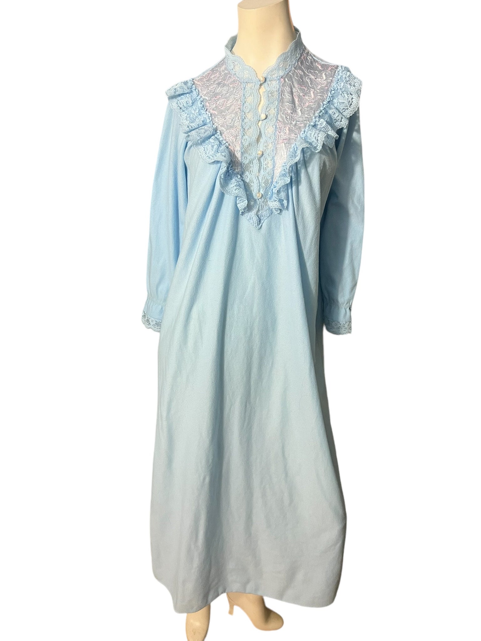 Vintage 80’s flannel blue ruffle nightgown M Suzanne Beth