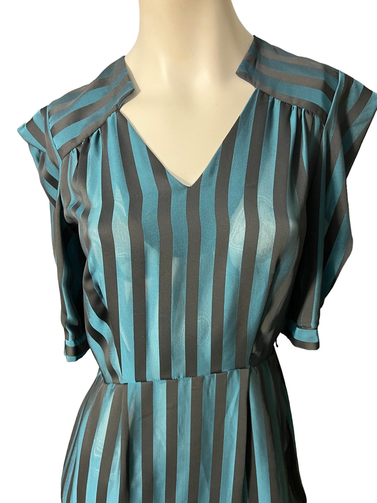 Vintage striped 80’s 70’s dress M green & black