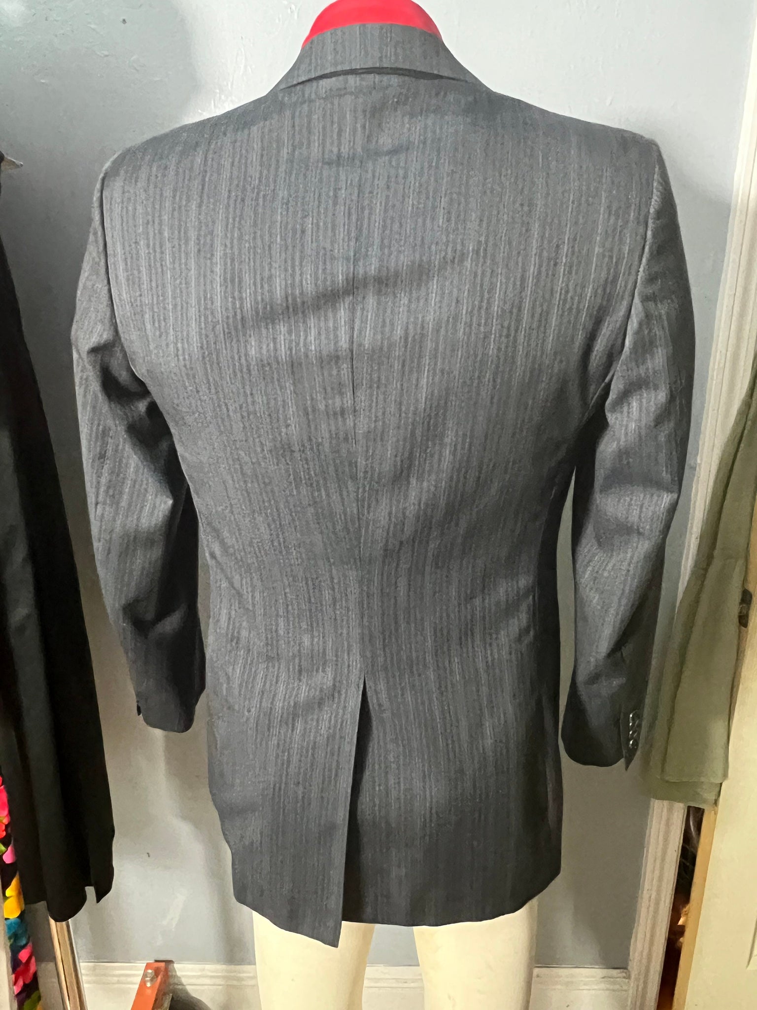 Vintage men's striped suit 40 R