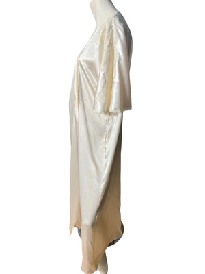 Vintage off white robe Eve Stillman S