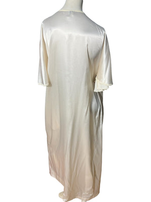 Vintage off white robe Eve Stillman S