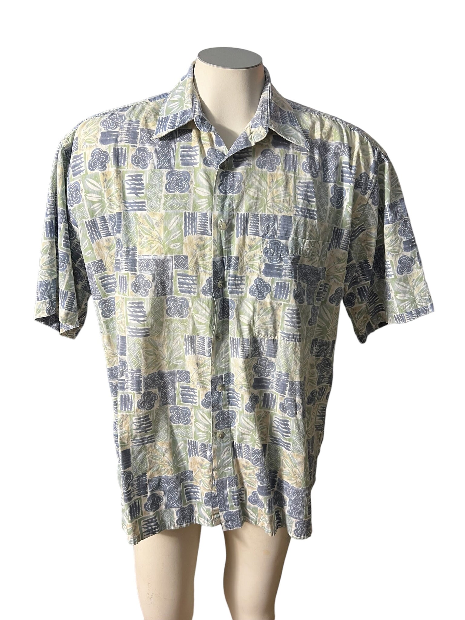 Vintage men's Pierre Cardin hHawaiian shirt L