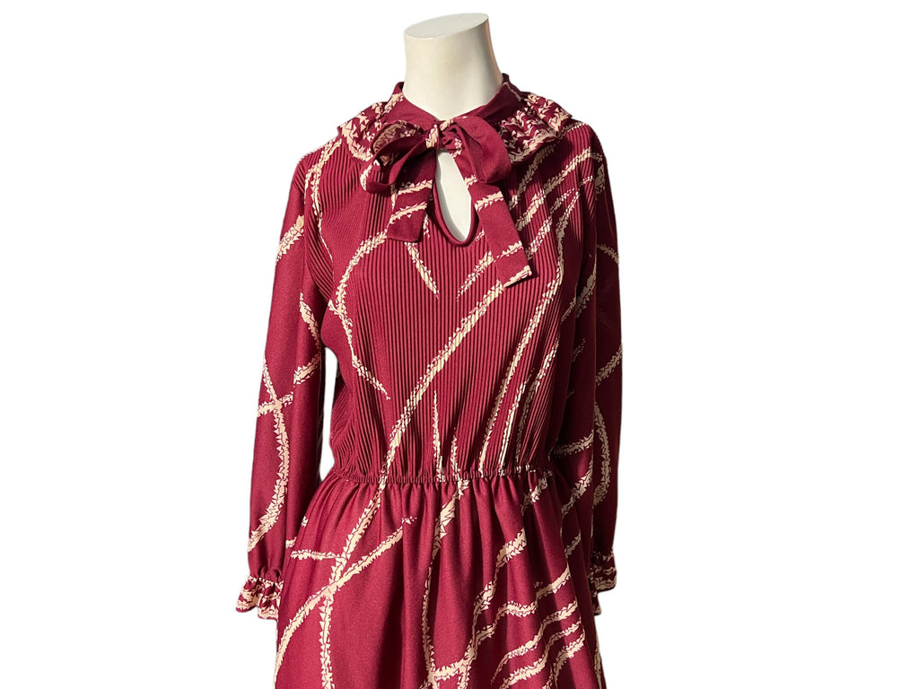 Vintage 70's maroon ruffle dress L