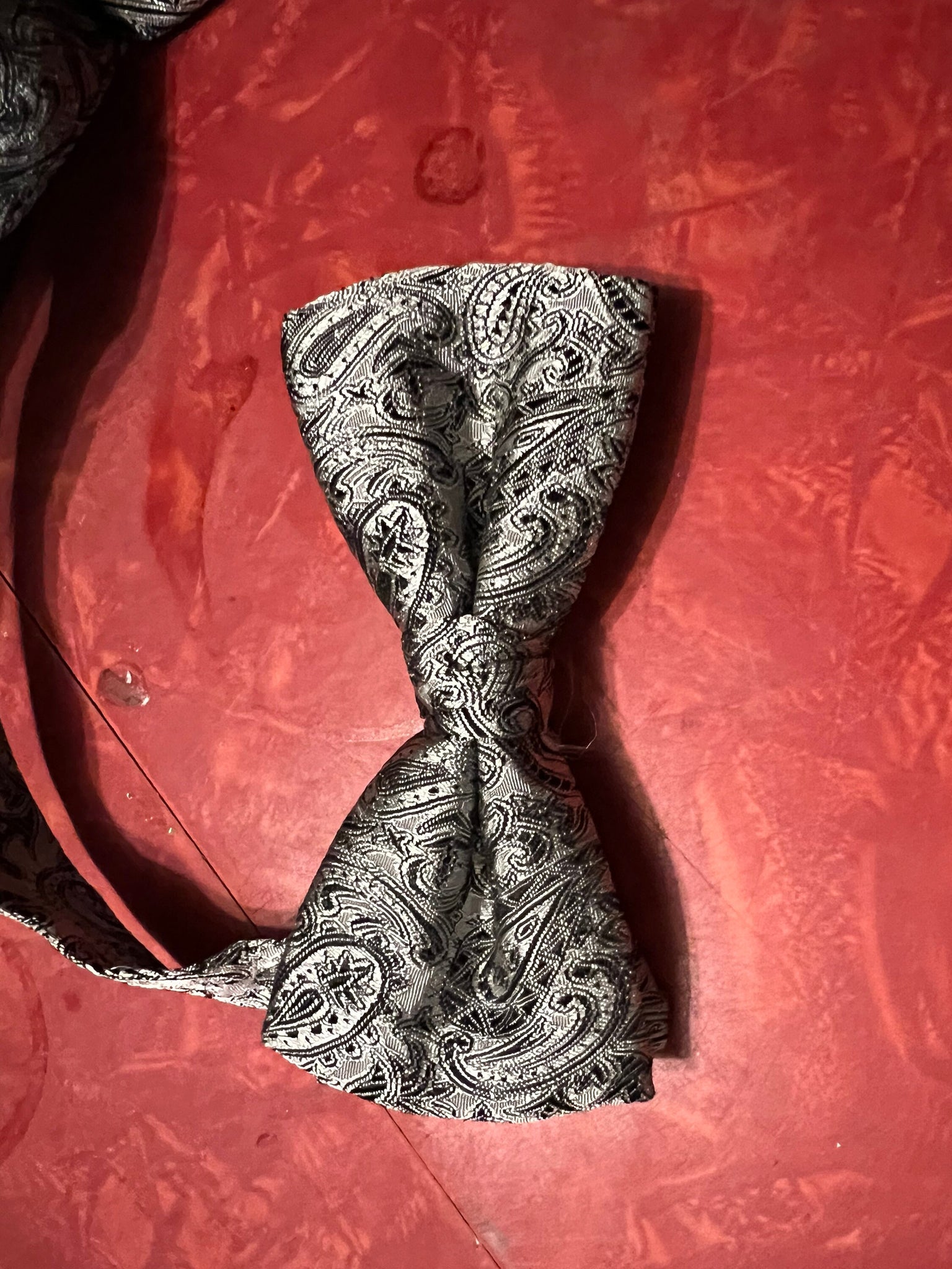 Vintage 80’s silver bow tie and cummerbund