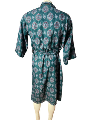 Vintage men’s robe green paisley M