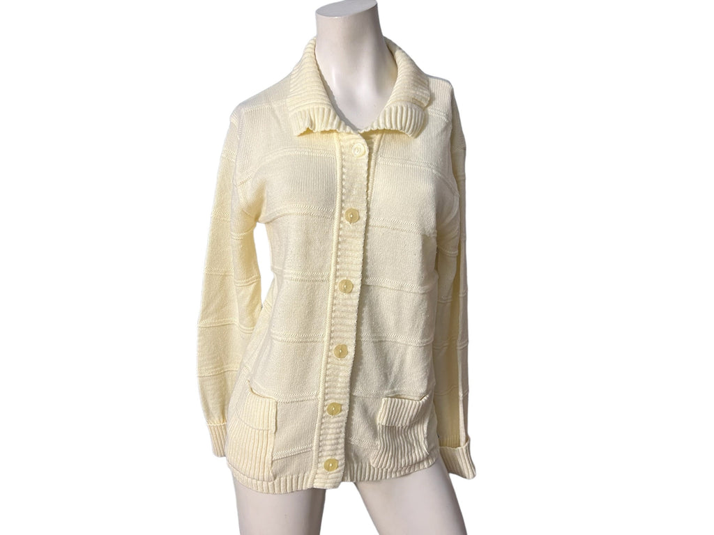 Vintage 70’s white cardigan sweater L