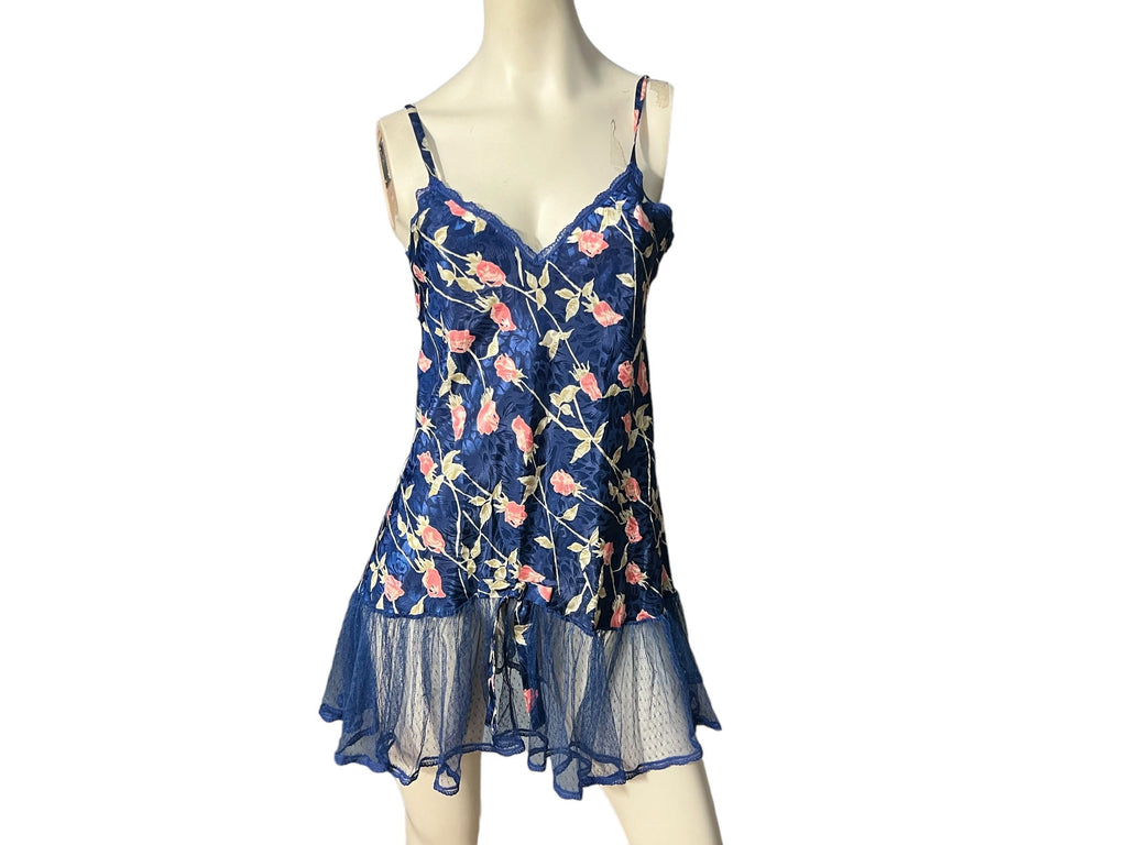 Vintage lingerie nightgown S Keyloun