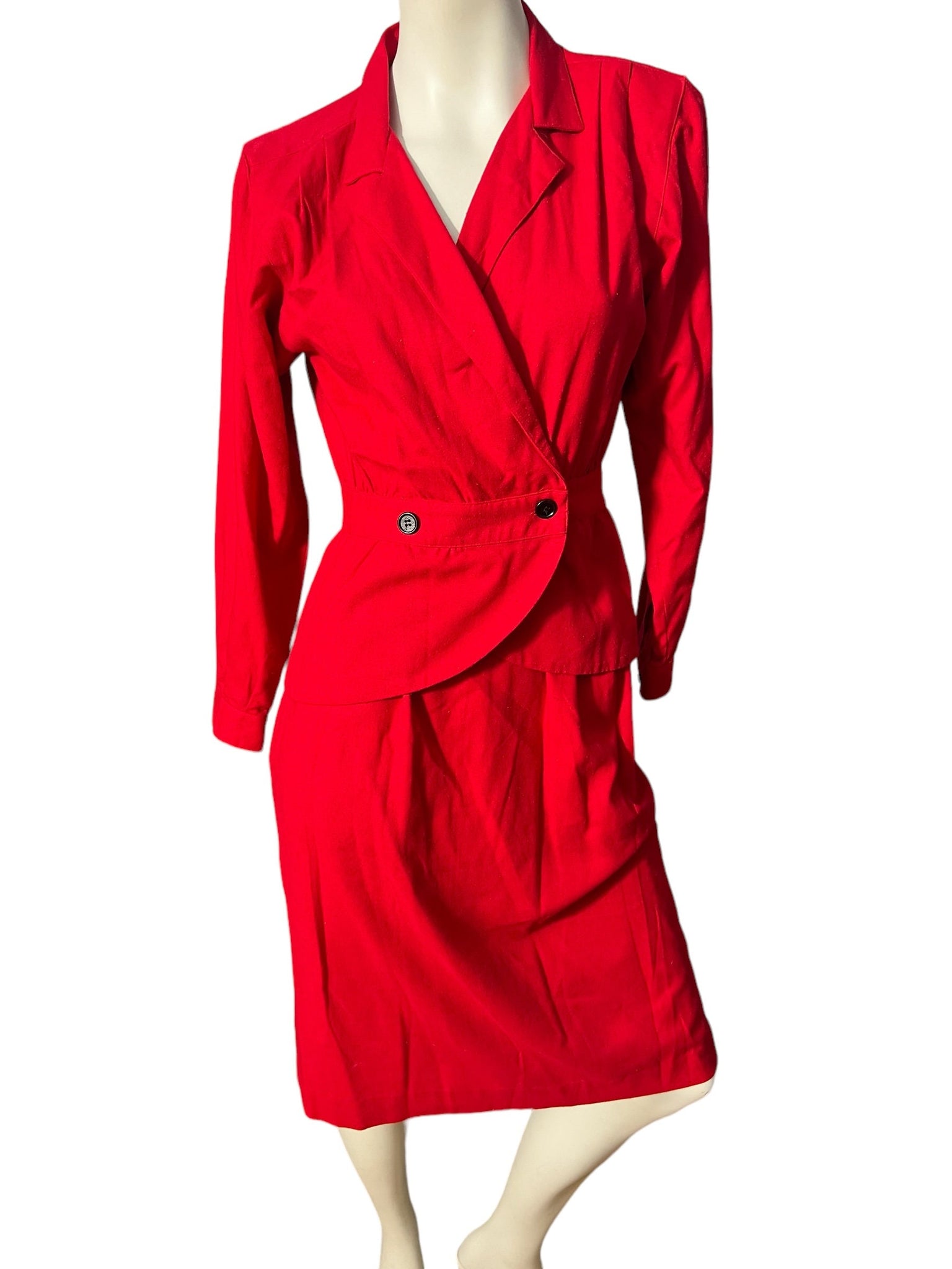 Vintage 80's red silk suit 6 Liz Claiborne