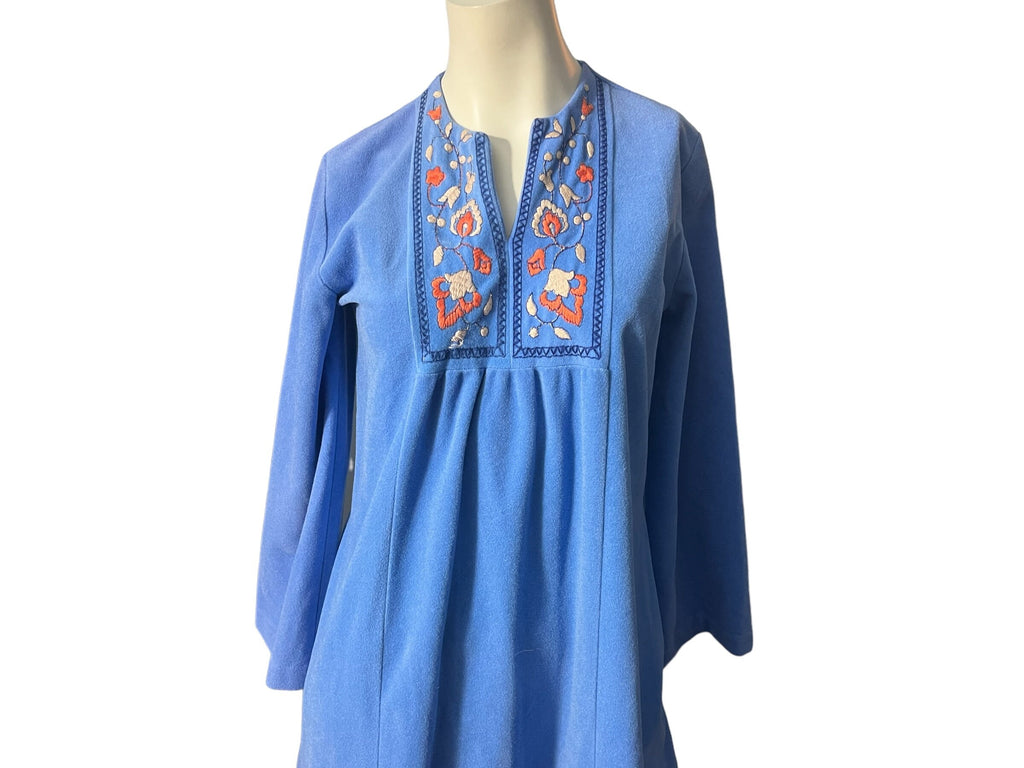 Vintage 70's Kayser embroidered caftan robe S