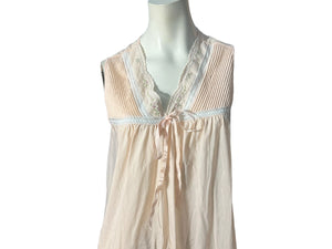 Vintage Barbizon peach short nightgown M