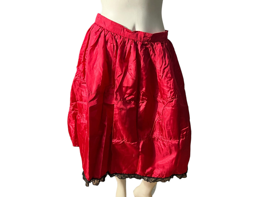 Vintage red crinoline skirt M