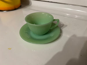 Vintage jadeite fire king cup & saucer