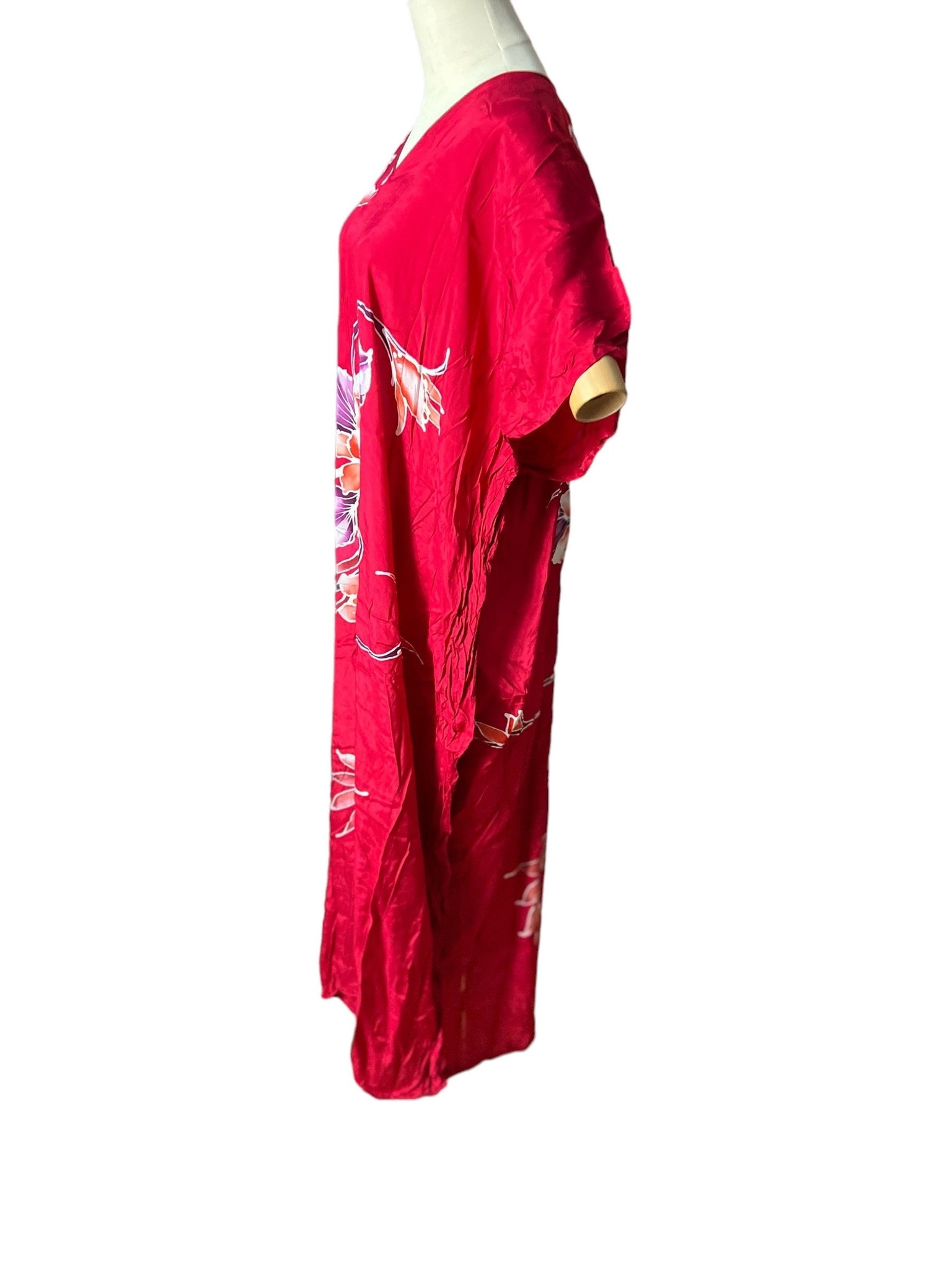 vintage red batik caftan M L