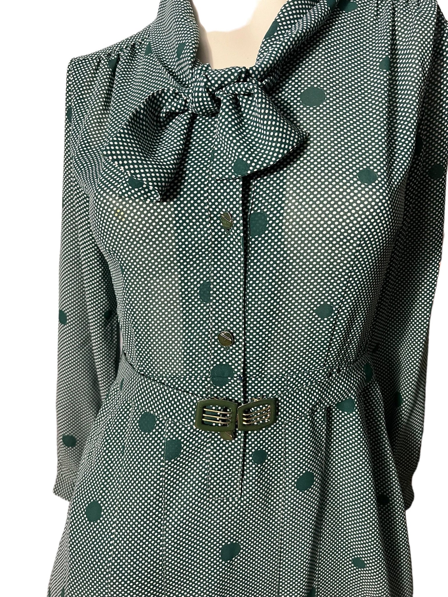 Vintage 40’s style green rayon dress M