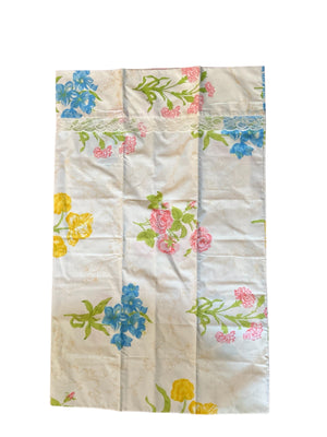 Vintage 70’s floral pillowcases 2