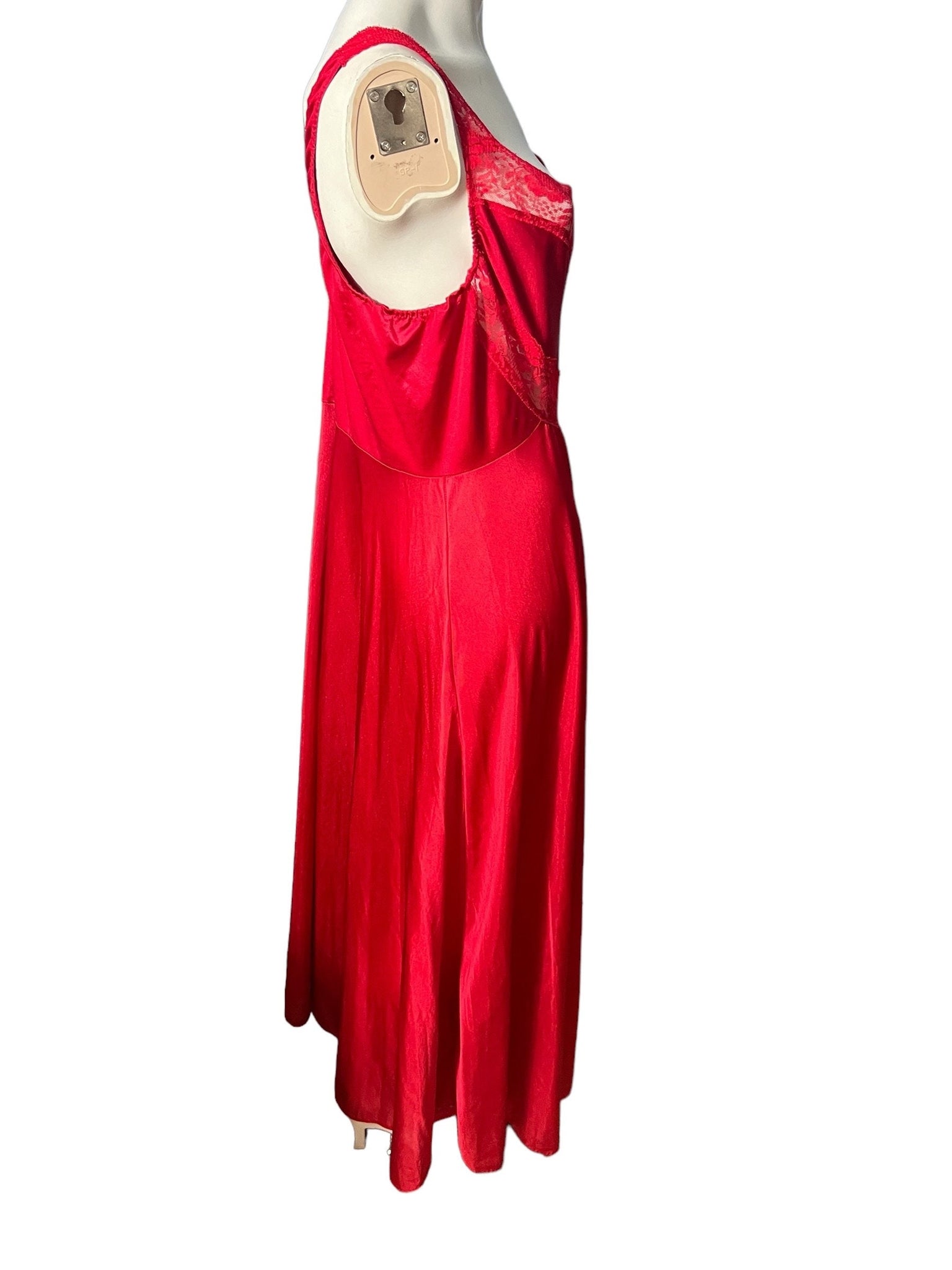 Vintage red long nightgown 5x full sweep