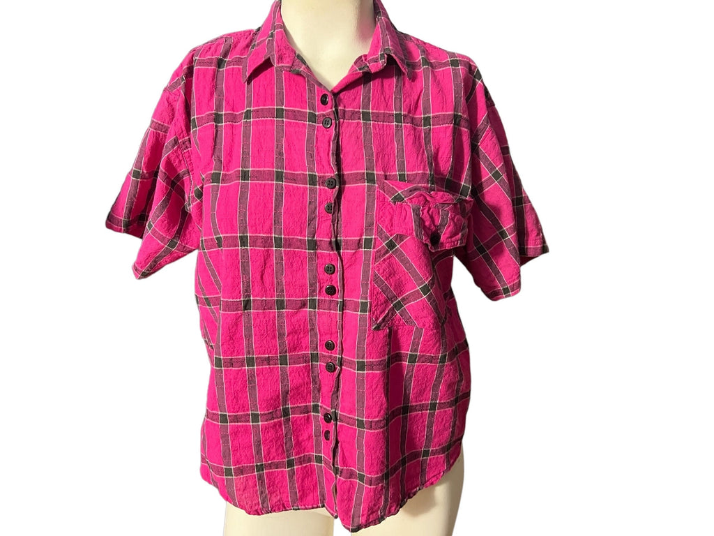 Vintage 80's pink button up top M Chez T