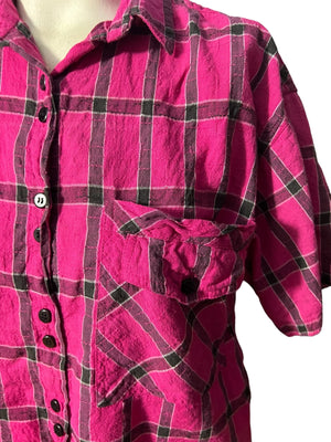 Vintage 80's pink button up top M Chez T