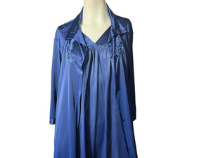 Vintage blue Vanity Fair nightgown robe set L