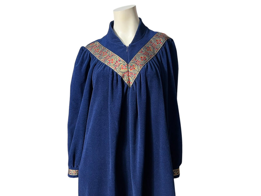 Vintage blue Vanity Fair robe L