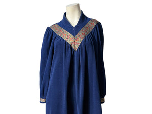 Vintage blue Vanity Fair robe L