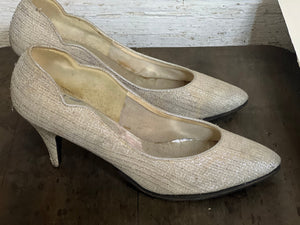 vintage 70's silver heels 7.5 B