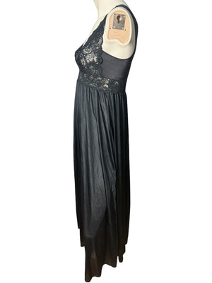 Vintage black shadowline nightgown S full sweep