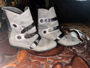 Vintage men's 80's gray leather buckle boots 8.5