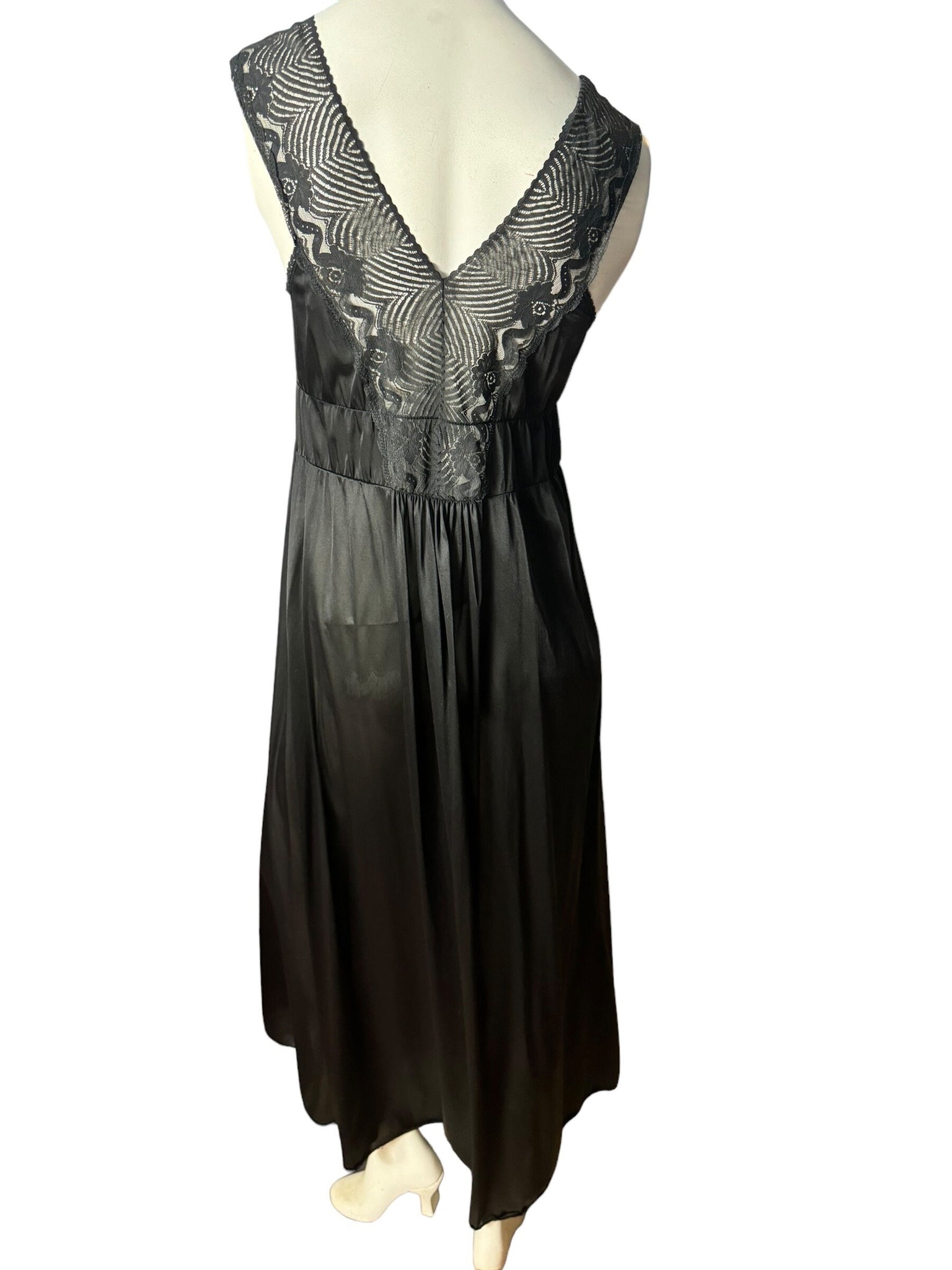 Vintage 70's black nightgown S Collectibles