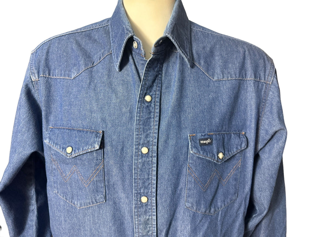 Vintage Wrangler men's jean western shirt L