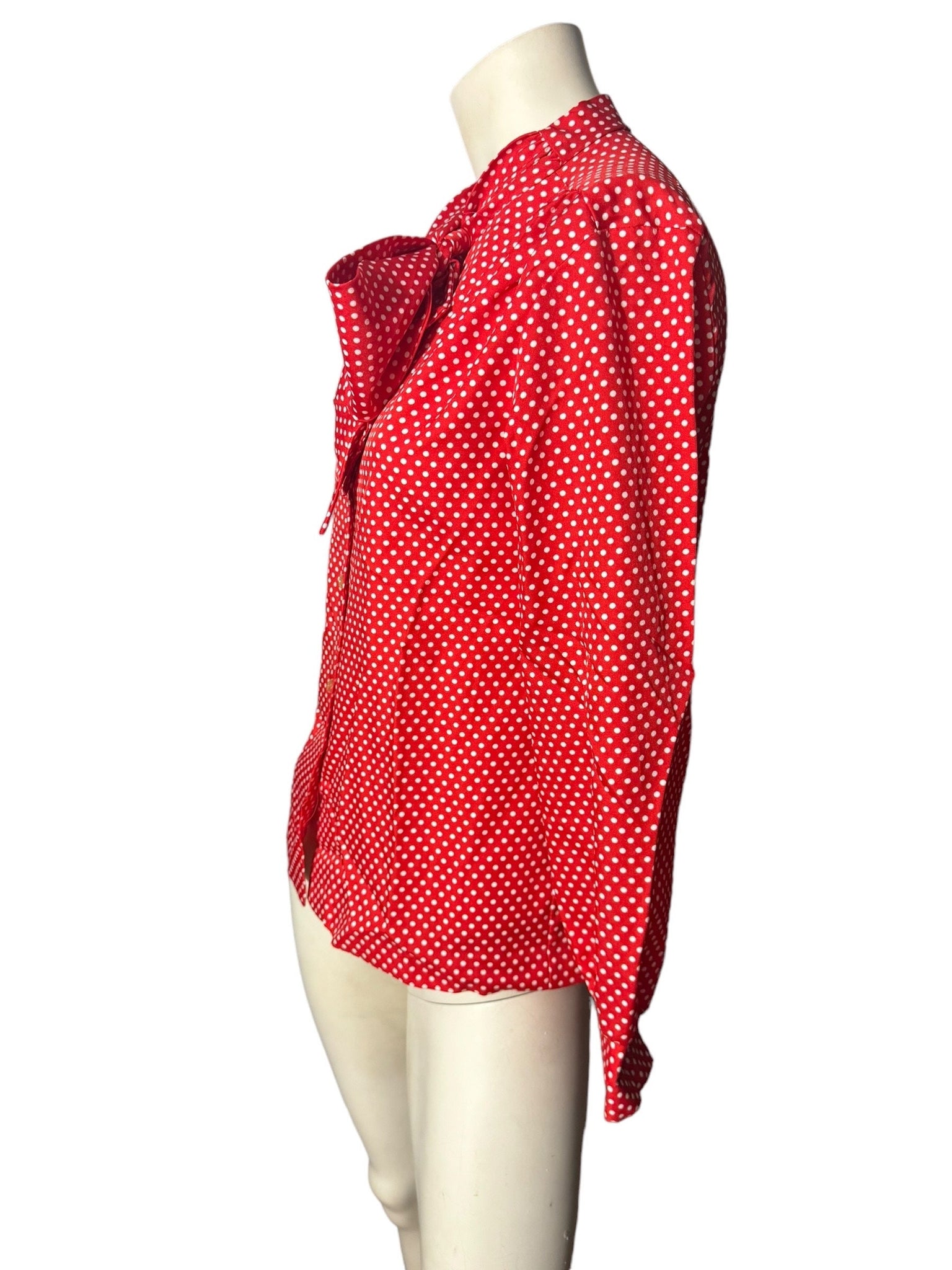 Vintage 70’s red polka dot bow blouse M