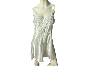 Vintage white short nightgown L Alexandra Nicole