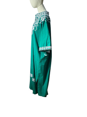 Vintage embroidered green caftan dress M L