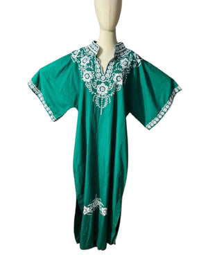 Vintage embroidered green caftan dress M L